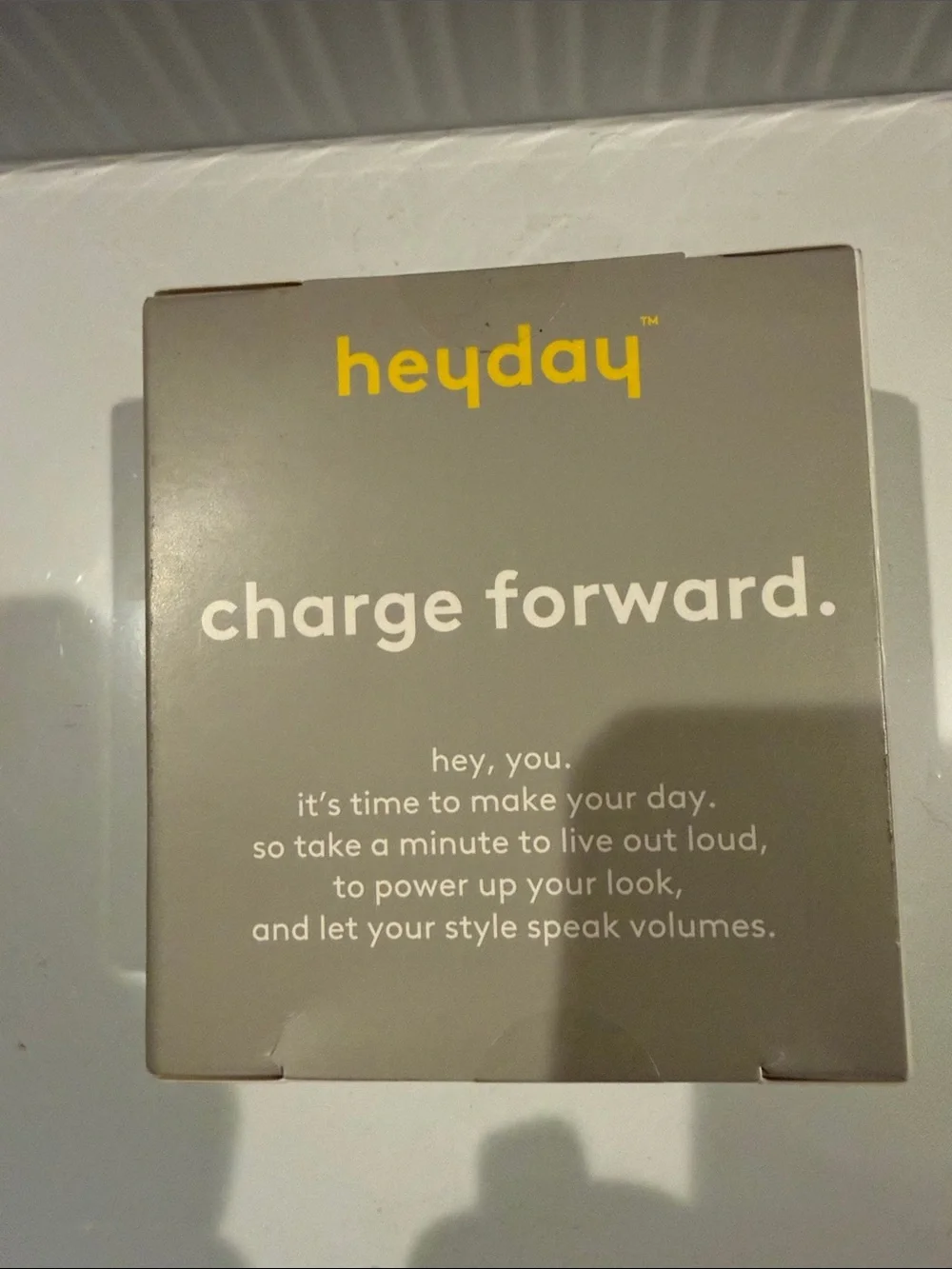 heyday Donut Wall Charger in Teal and Brown